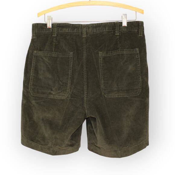 BOAST USA Mens 32 Patch Pocket Corduroy Short Olive Green NWT 7"Inseam - Picture 7 of 8